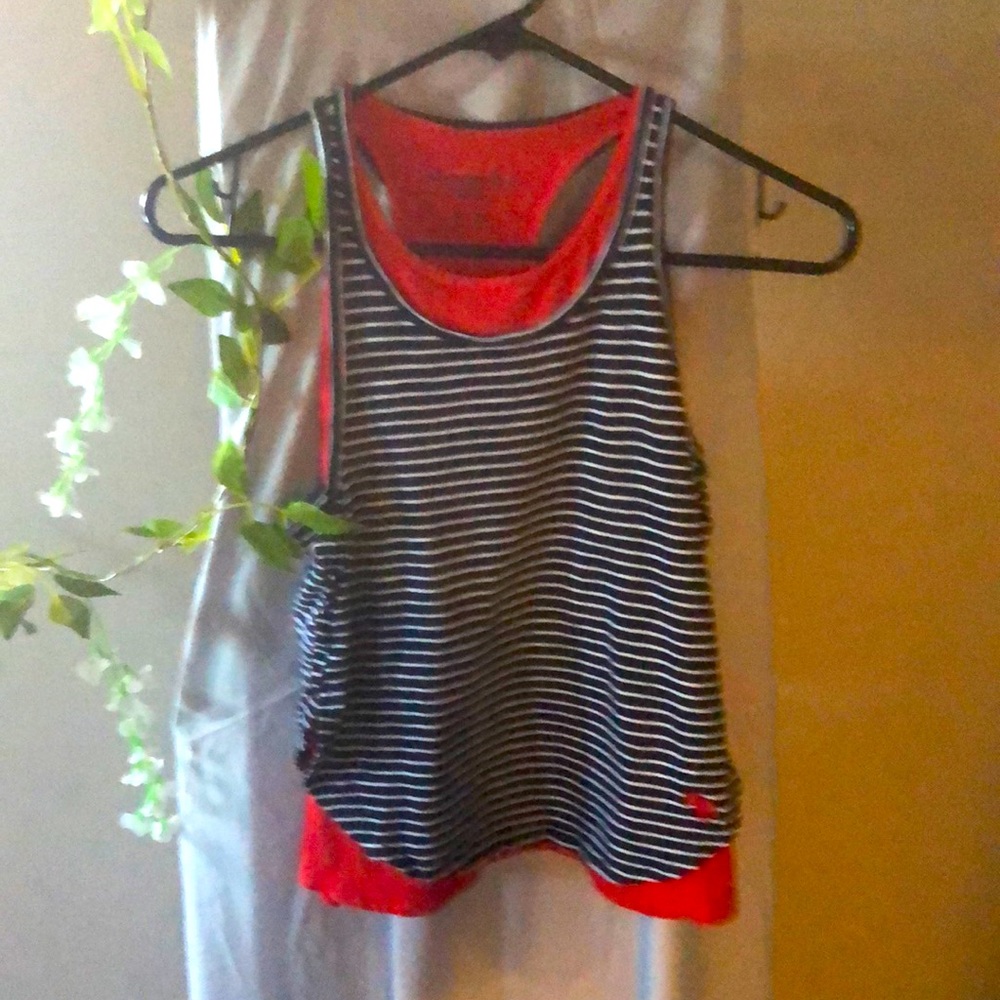 Abercrombie kids double layered tank top.